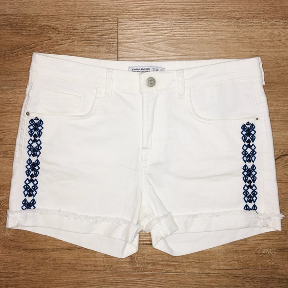 Boho Embroidered High Rise Boyfriend Shorts SZ 8 - Picture 2 of 6